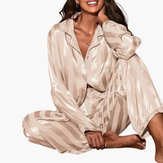 Reinna | Luxury Button Pyjama Set Women