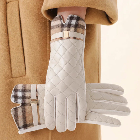 Sofia Amoretti Winter Gloves with Checkered Cuff