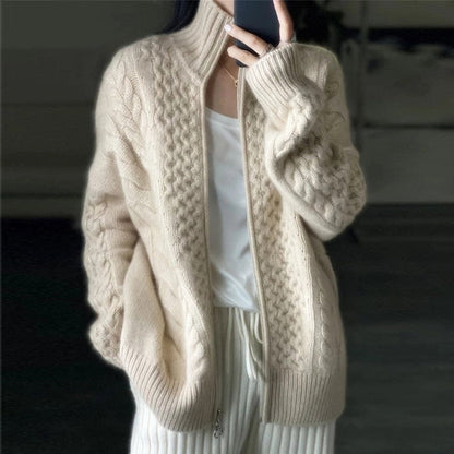 Katelyn | Women's Zip-Up Cable Knit Cardigan