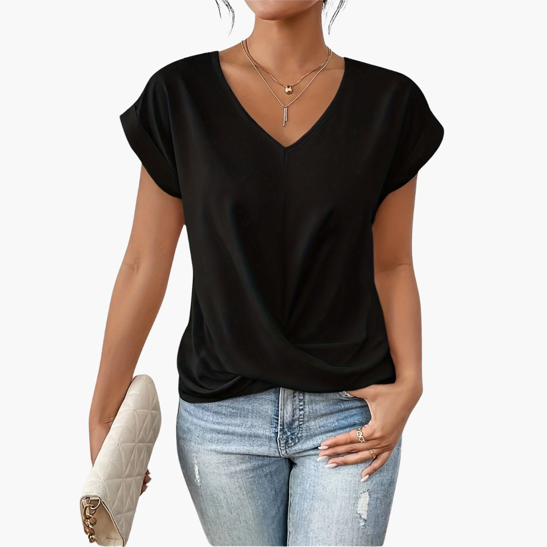 Clara | Casual T-Shirt with Heart Neckline for Women