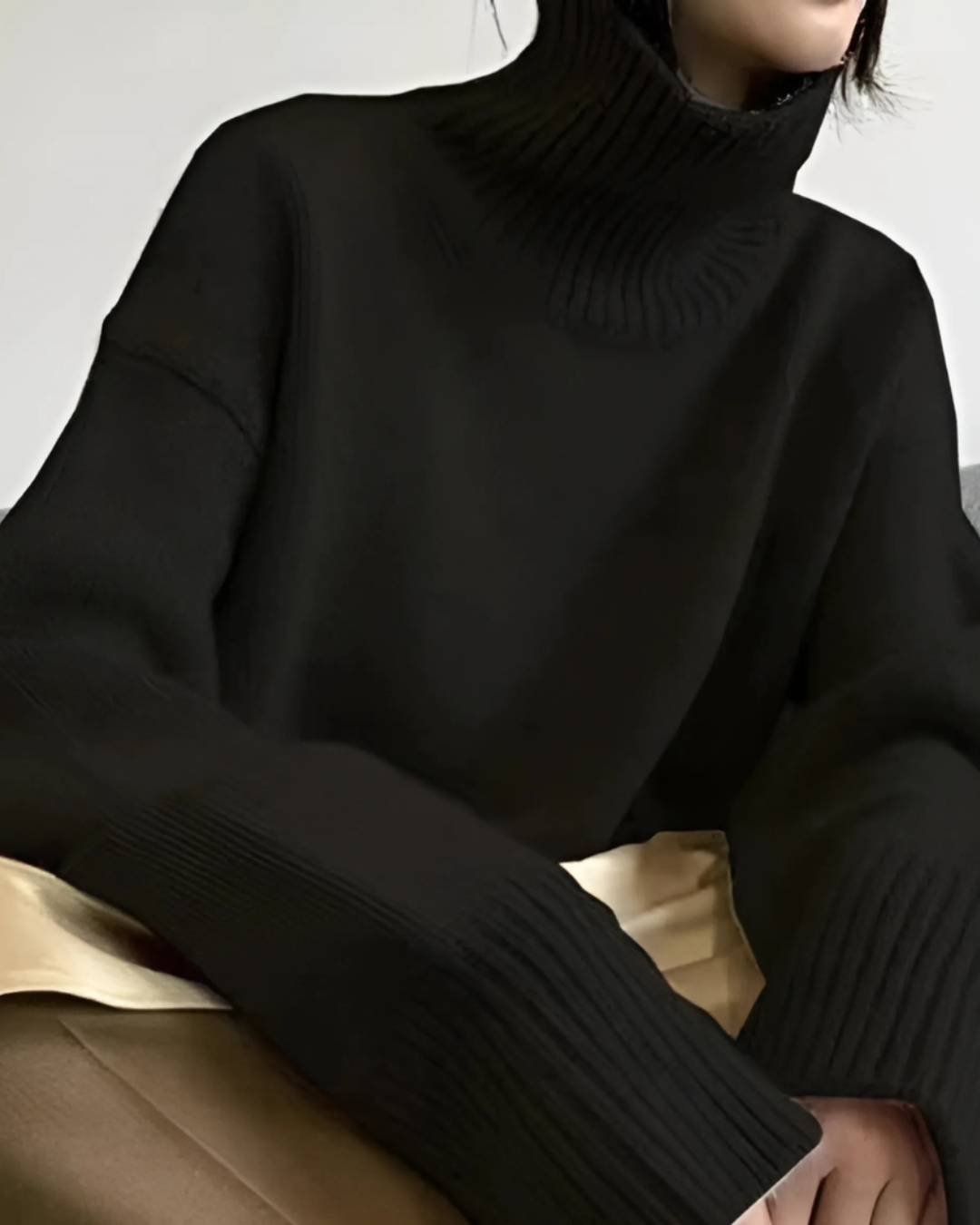 Judith | Women's Oversized Turtleneck Sweater