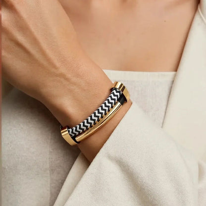 Chloé Montclair Braided Necklace and Bracelet Set