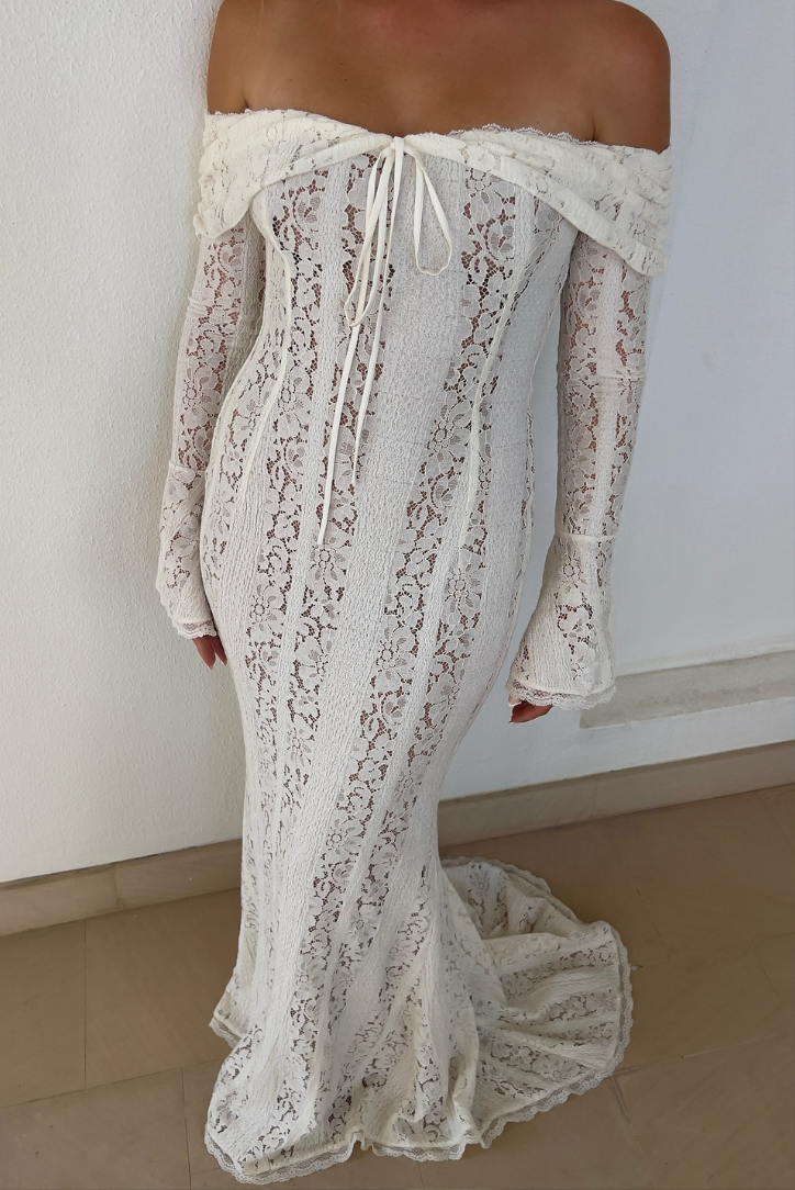 Sarai | Women's Off-Shoulder Lace Maxi Dress