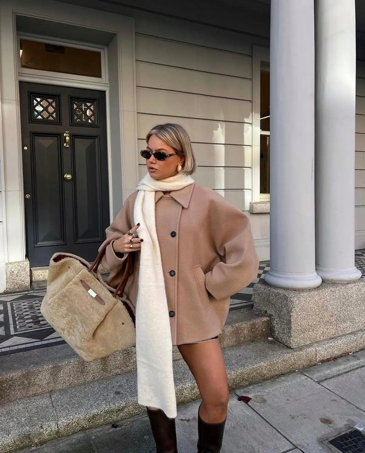 Isabely Short Elegant Coat Jacket