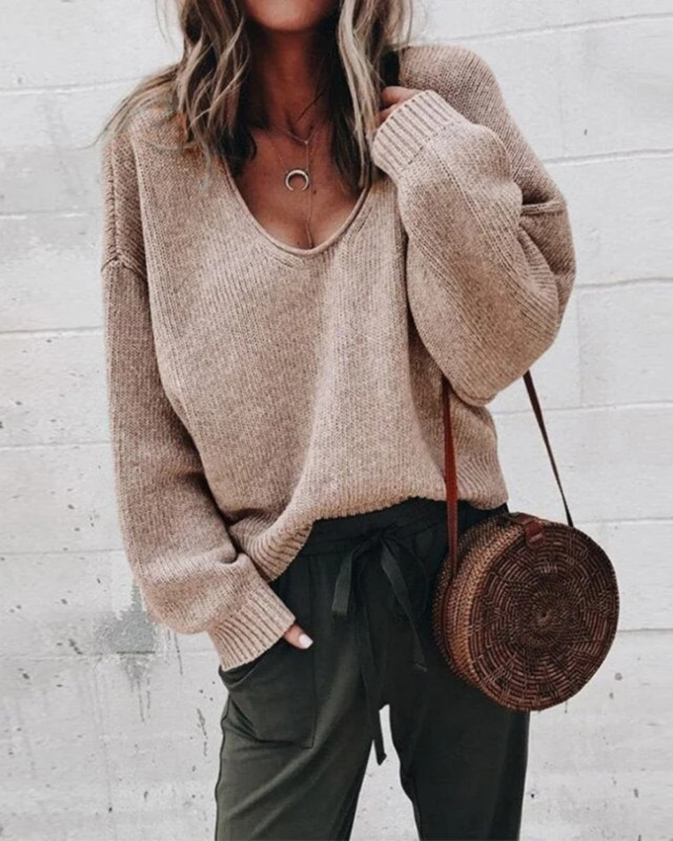 Aurelie | Relaxed V-Neck Knit Sweater