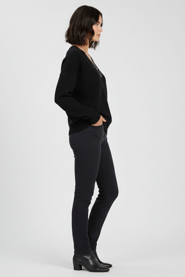 Petra | Women's V-Neck Long Sleeve Pullover Knit Sweater