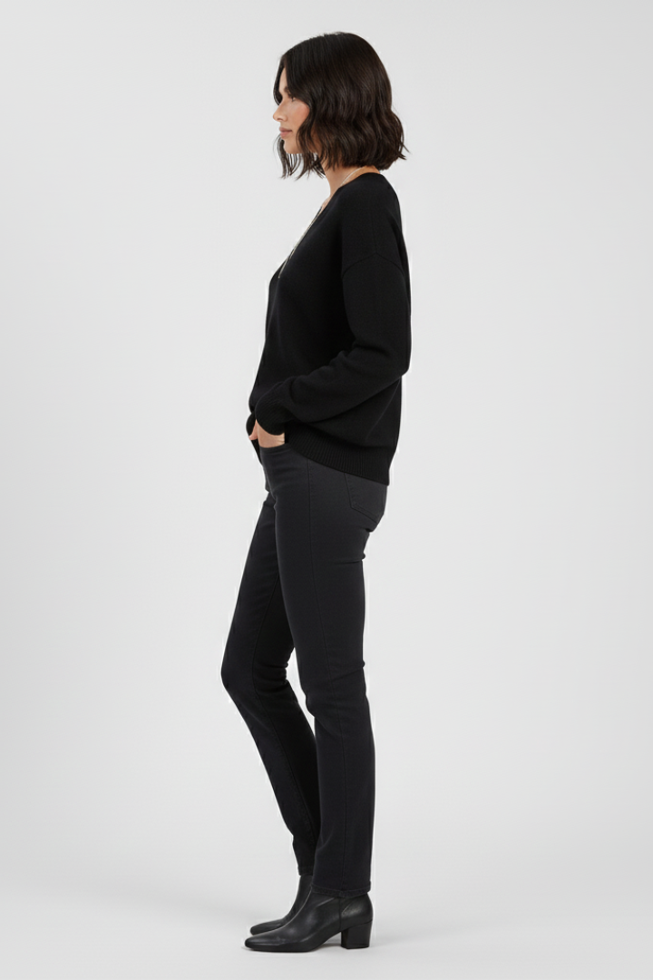 Petra | Women's V-Neck Long Sleeve Pullover Knit Sweater