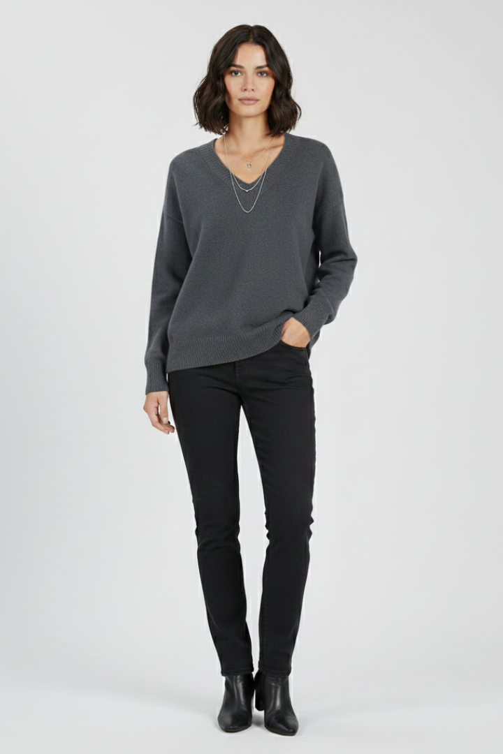 Petra | Women's V-Neck Long Sleeve Pullover Knit Sweater