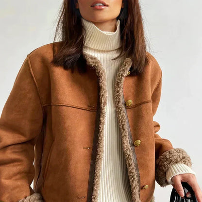 Isabeau | Women's Genuine Sheepskin Buttoned Jacket