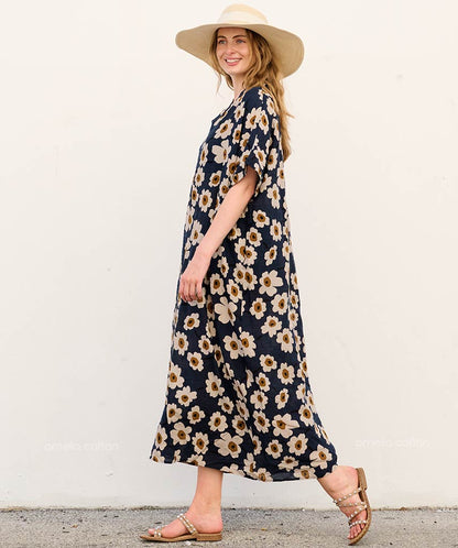 Amara | V-Neck Daisy Print Flowing Caftan Maxi Dress