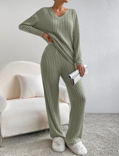 Annabelle | Women's Pullover Sweater Set