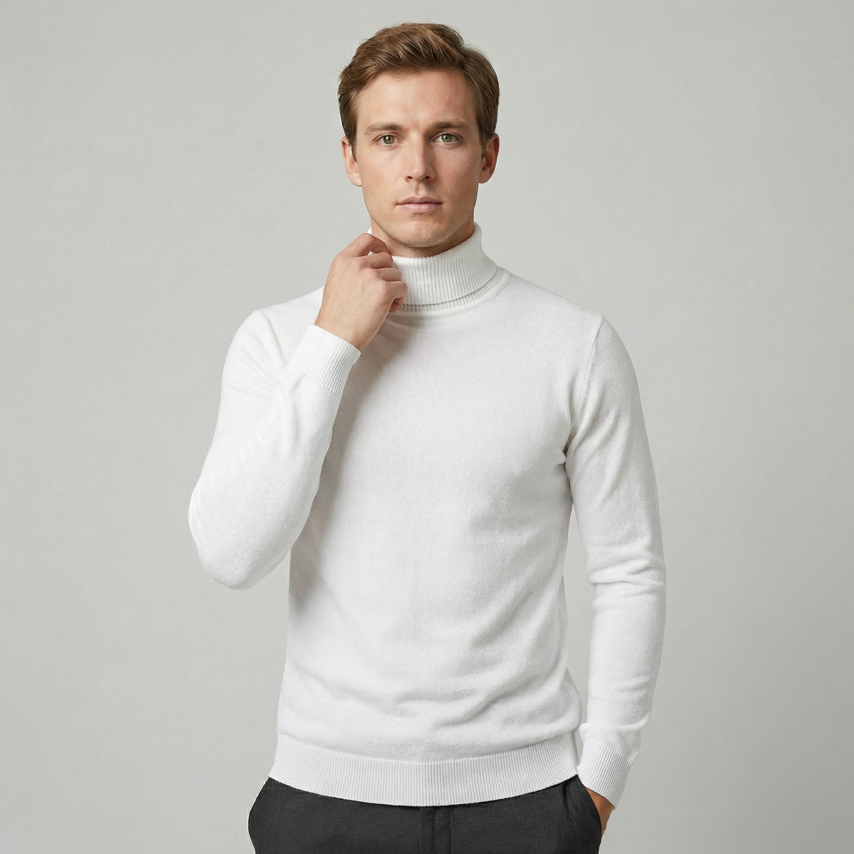 Cuthbert | Fitted Turtleneck Knit Sweater Easy Layering