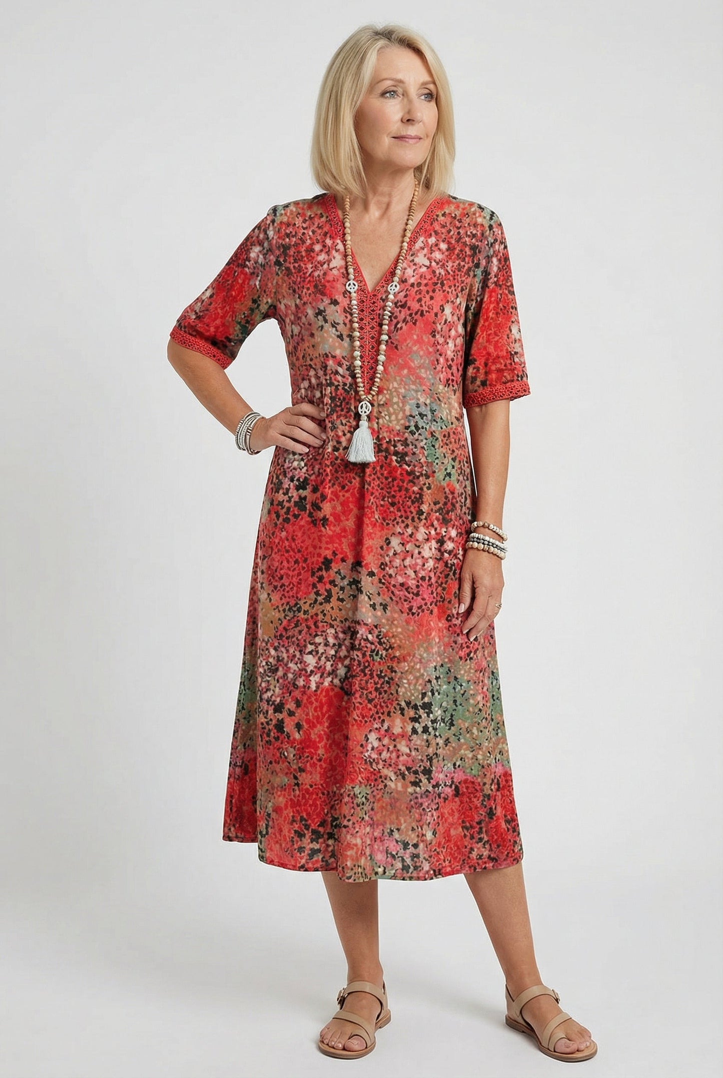 Relaxed Floral Print Midi Dress with Pockets — Short Sleeve