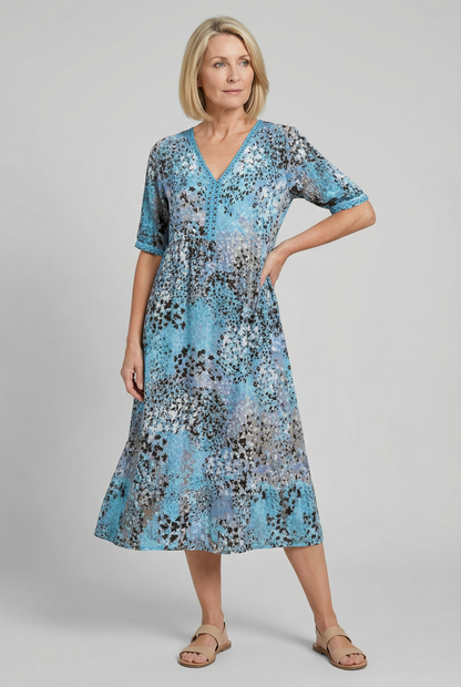 Relaxed Floral Print Midi Dress with Pockets — Short Sleeve