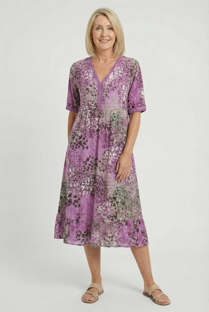 Relaxed Floral Print Midi Dress with Pockets — Short Sleeve