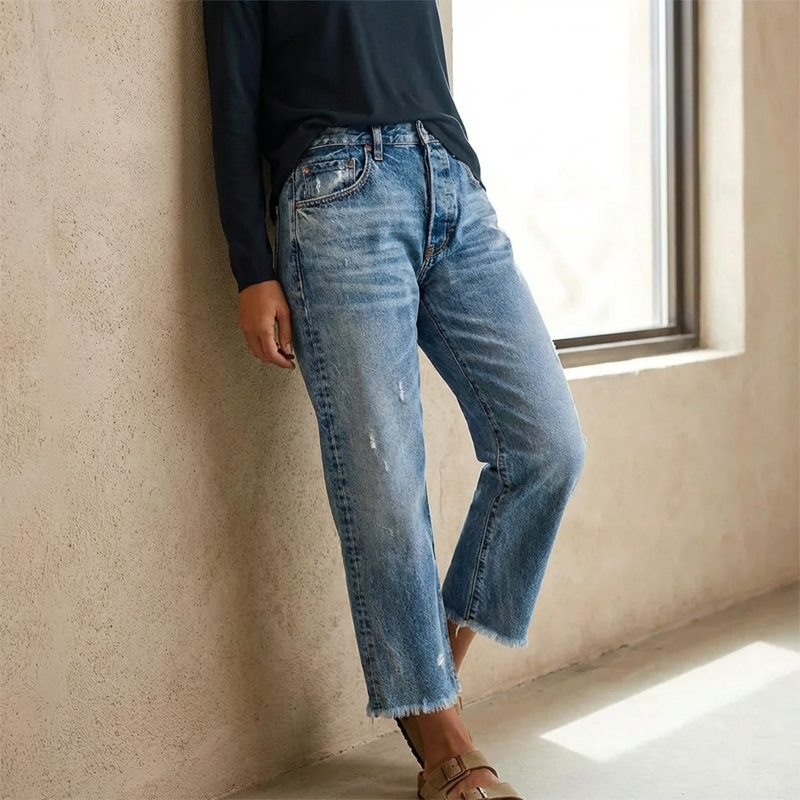 Nora | Retro Straight Cut Short Jeans