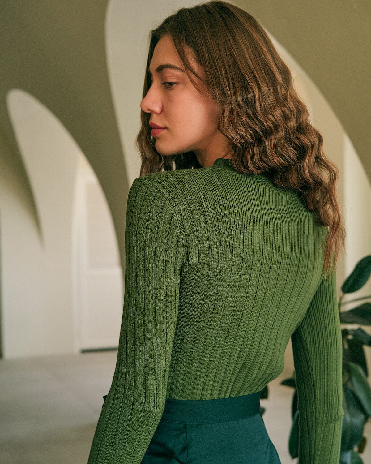 Priya | Women's Round Neck Ribbed Knit Sweater