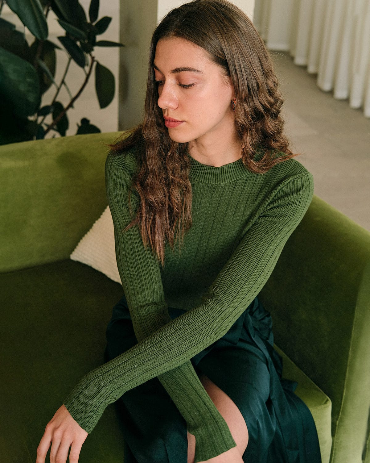Priya | Women's Round Neck Ribbed Knit Sweater