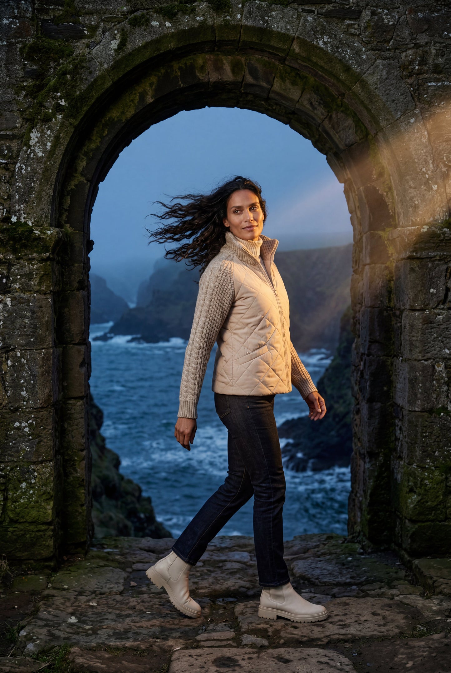 Harlow | Women's Diamond Quilted Hybrid Jacket, Knit Sleeves