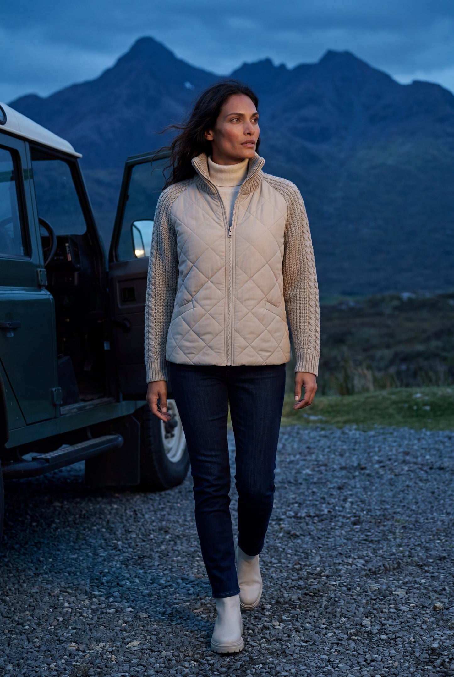 Harlow | Women's Diamond Quilted Hybrid Jacket, Knit Sleeves