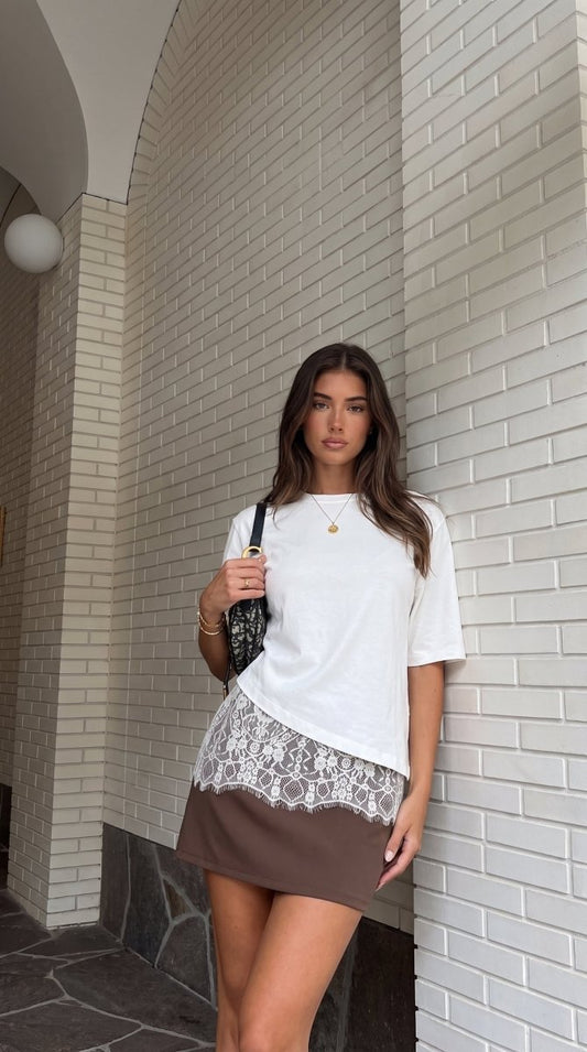 Laura | Relaxed Crew Neck Short Sleeve Top